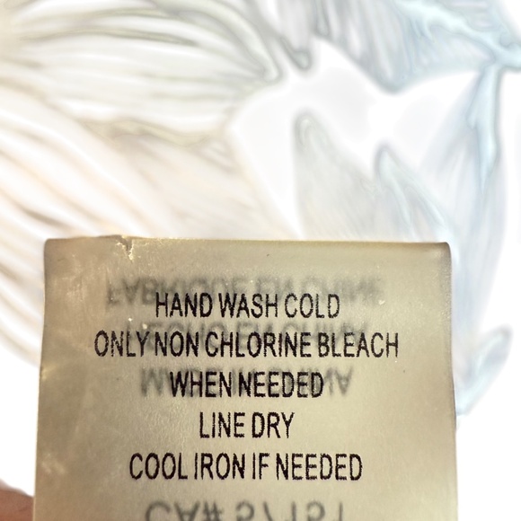 Calvin Klein Black&White Floral Sheer Oversized Long Scarf - Picture 9 of 10